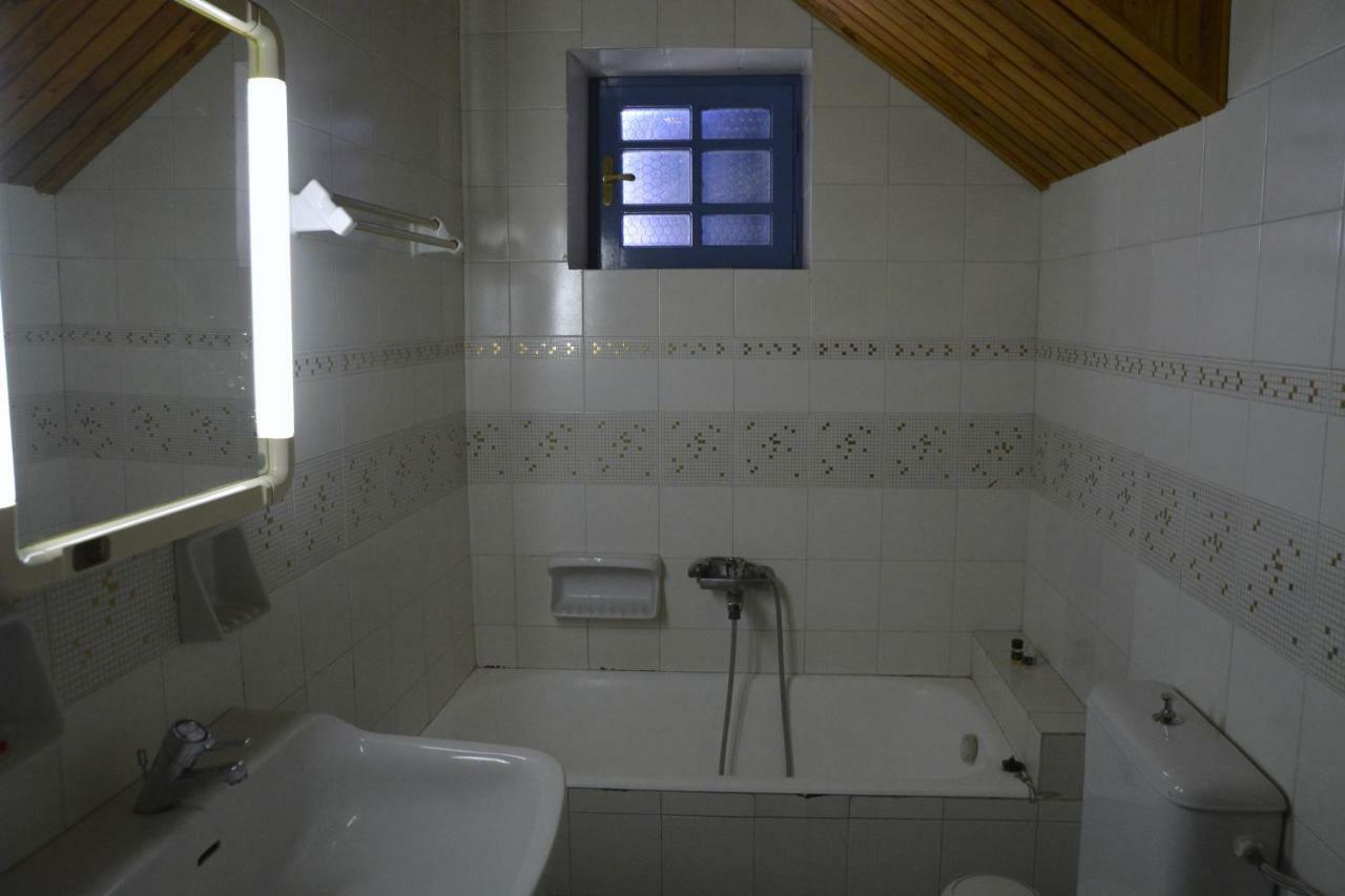 Affittacamere Petroto House Fragkades Esterno foto