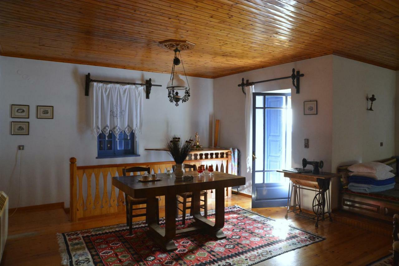 Affittacamere Petroto House Fragkades Esterno foto
